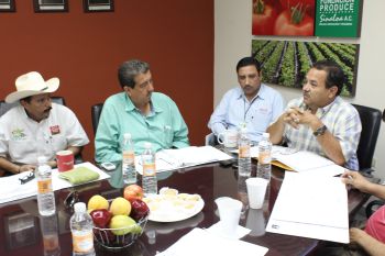 El Arq. Gonzalo Beltrán Collantes, Presidente del Consejo Consultivo zona centro de Fundación Produce Sinaloa (FPS), A.C, dio las palabras de bienvenida a los asistentes.