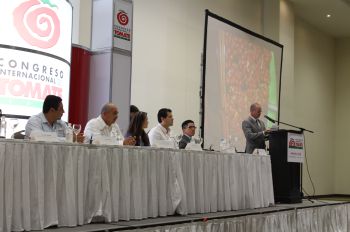 Inauguración del Octavo Congreso Internacional del Tomate.